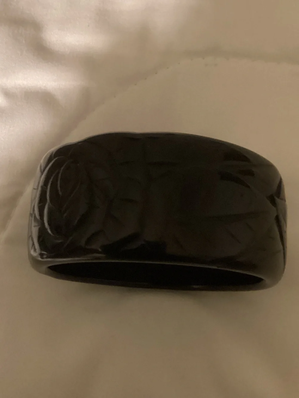 Black Carved Resin Bangle Bracelet - Women Accessories